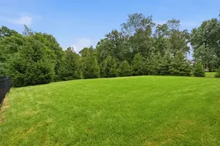 400 Hidden Meadow Dr, Cranberry Township, PA 16066 - Photo 3