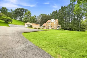 205 Howard Dr, Somerset Township, PA 15501 - Photo 7