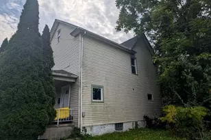 1104 Agnew St, New Castle, PA 16101 - Photo 3