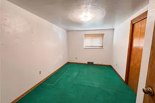 892 Locust Dr, North Huntingdon, PA 15642 - Photo 15