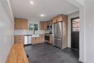 522 Lucy Dr, Pittsburgh, PA 15236 - Photo 7