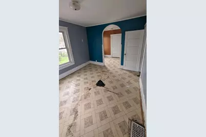 517 E Moody Avenue, New Castle, PA 16105 - Photo 11