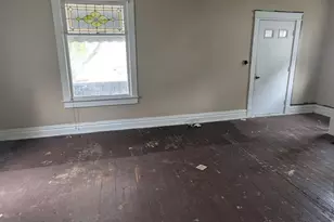 517 E Moody Ave, New Castle, PA 16105 - Photo 7