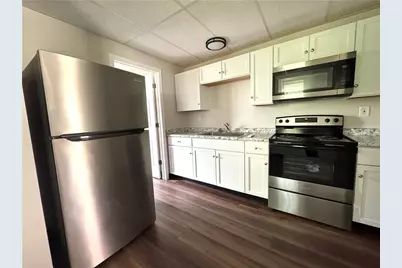607 Wampum Ave #1, Ellwood City, PA 16117 - Photo 5