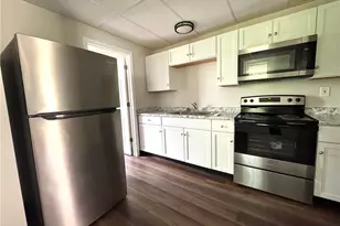 607 Wampum Ave, Ellwood City, PA 16117 - Photo 5