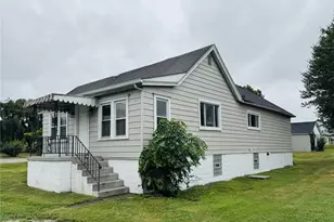 385 Hallam Ave, Chartiers, PA 15347 - Photo 3