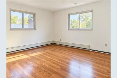 46 Maytide St, Pittsburgh, PA 15227 - Photo 5