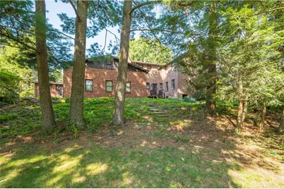 2430 Southvue Drive, Pittsburgh, PA 15241 - Photo 3