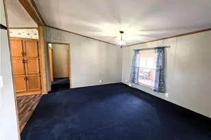 430 W Keeling Ave, Derry Township, PA 15627 - Photo 9