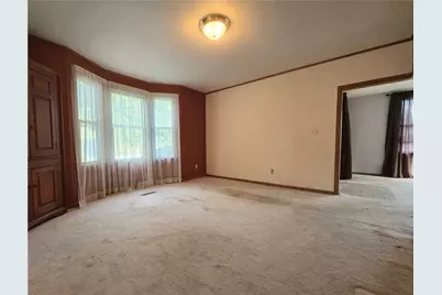 1731 Pulaski Rd, Neshannock Township, PA 16105 - Photo 3