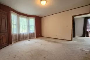 1731 Pulaski Rd, Neshannock Township, PA 16105 - Photo 3