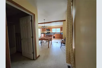 1731 Pulaski Rd, Neshannock Township, PA 16105 - Photo 7
