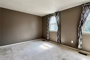 704 Countryside Dr, McKees Rocks, PA 15136 - Photo 25