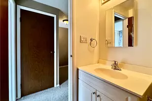 704 Countryside Dr, McKees Rocks, PA 15136 - Photo 29