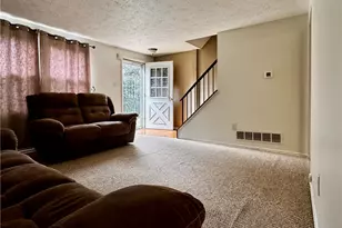 704 Countryside Dr, McKees Rocks, PA 15136 - Photo 3