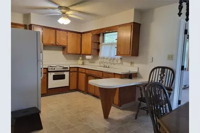 18 Joanne Dr, Latrobe, PA 15650 - Photo 7