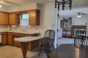 18 Joanne Dr, Latrobe, PA 15650 - Photo 5
