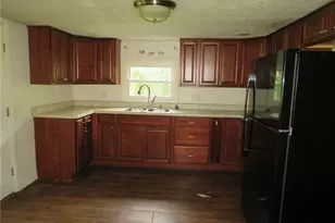 850 Barclay Hill Rd, Brighton Township, PA 15009 - Photo 13