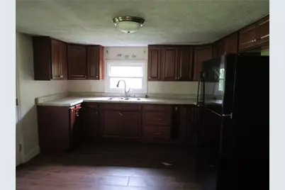 850 Barclay Hill Rd, Brighton Township, PA 15009 - Photo 11