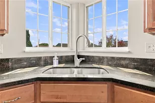 114 Jefferson Dr, Lower Burrell, PA 15068 - Photo 15
