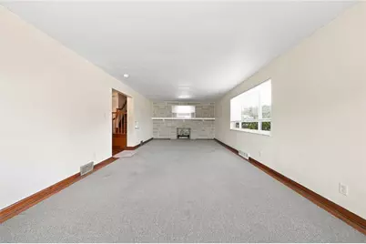 114 Jefferson Dr, Lower Burrell, PA 15068 - Photo 7