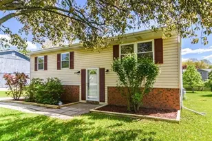 412 Mary St, Cranberry Township, PA 16066 - Photo 1