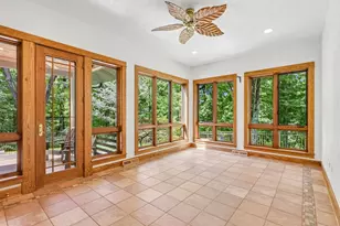 132 Twin Oaks Ln, Level Green, PA 15085 - Photo 17