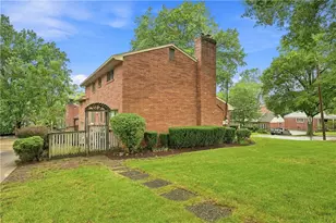 801 Linda Ln, Pittsburgh, PA 15243 - Photo 37