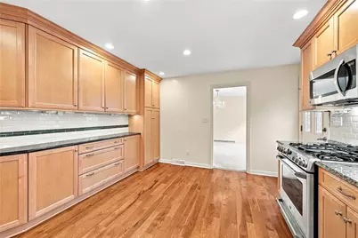 801 Linda Lane, Pittsburgh, PA 15243 - Photo 13