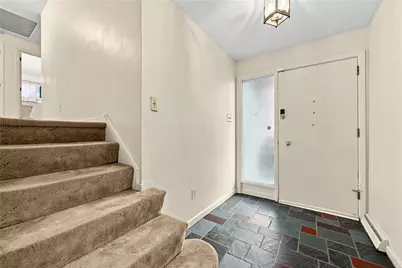 801 Linda Lane, Pittsburgh, PA 15243 - Photo 3