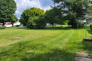 1390 N Ctr Ave, Somerset Township, PA 15501 - Photo 3