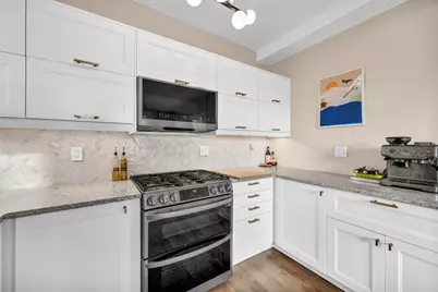144 N Dithridge Street #301, Pittsburgh, PA 15213 - Photo 5