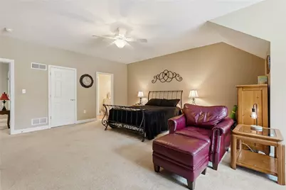2112 Gables Ct, Adams Township, PA 16046 - Photo 37