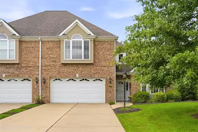 2112 Gables Ct, Adams Township, PA 16046 - Photo 3