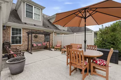 2112 Gables Ct, Adams Township, PA 16046 - Photo 45