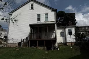 2 Lelia St, Pittsburgh, PA 15211 - Photo 3