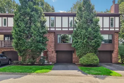 330 Woodbridge Drive, Ross Twp, PA 15237 - Photo 1