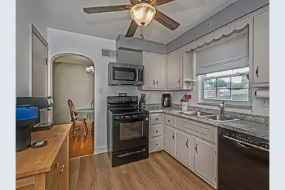 200 Davies Street, Lower Burrell, PA 15068 - Photo 9