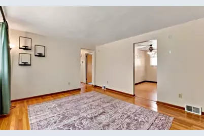3020 Mintwood Dr, Lower Burrell, PA 15068 - Photo 3