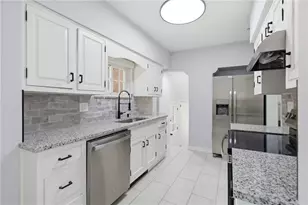 3891 Beechwood Blvd, Pittsburgh, PA 15217 - Photo 13