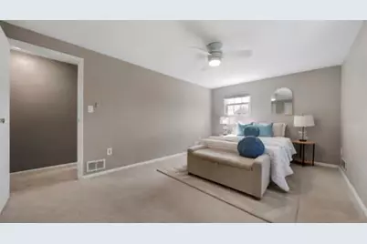 1033 Maripat Dr, South Park, PA 15129 - Photo 21