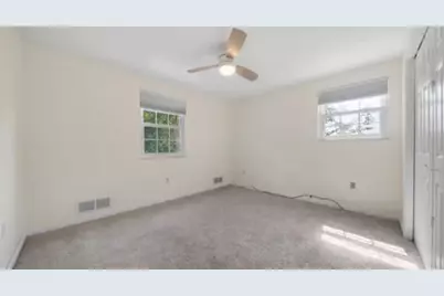 1033 Maripat Dr, South Park, PA 15129 - Photo 25