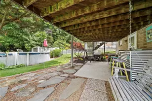 1033 Maripat Dr, South Park, PA 15129 - Photo 35