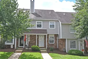 107 Old Village Ln, Bethel Park, PA 15102 - Photo 1