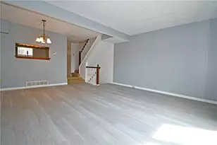 107 Old Village Ln, Bethel Park, PA 15102 - Photo 7