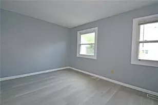 107 Old Village Ln, Bethel Park, PA 15102 - Photo 21