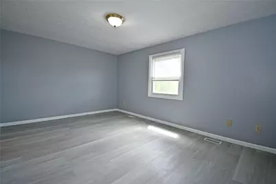 107 Old Village Ln, Bethel Park, PA 15102 - Photo 15