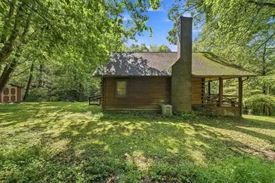 107 N Locust St, Hempfield Township, PA 15644 - Photo 7