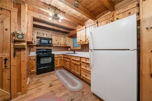 107 N Locust Dr, Hempfield Township, PA 15644 - Photo 31