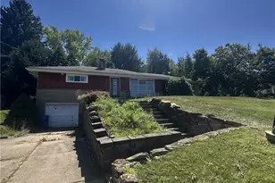 2911 Clayton Rd, Chippewa Township, PA 15010 - Photo 1